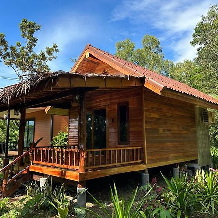 Koh Jum Hostel&Bungalow Exterior foto