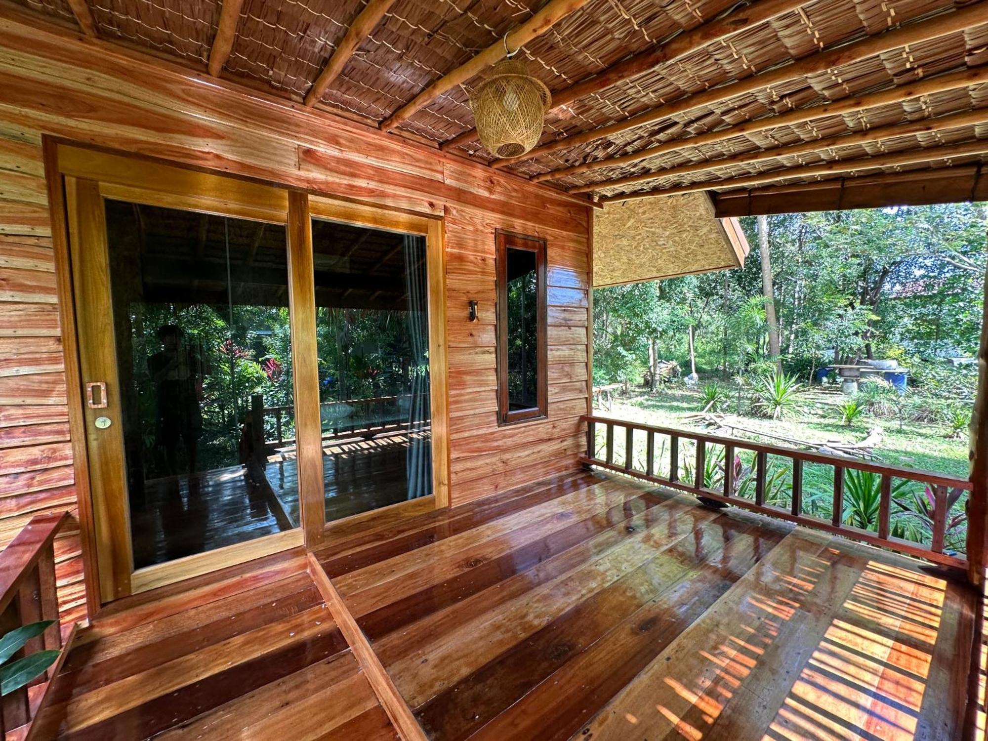 Koh Jum Hostel&Bungalow Exterior foto
