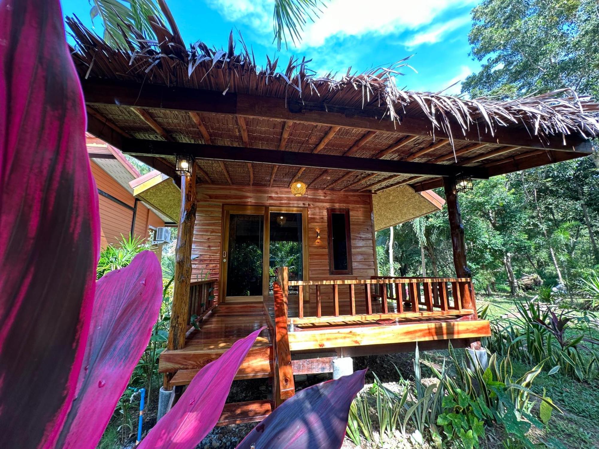 Koh Jum Hostel&Bungalow Exterior foto