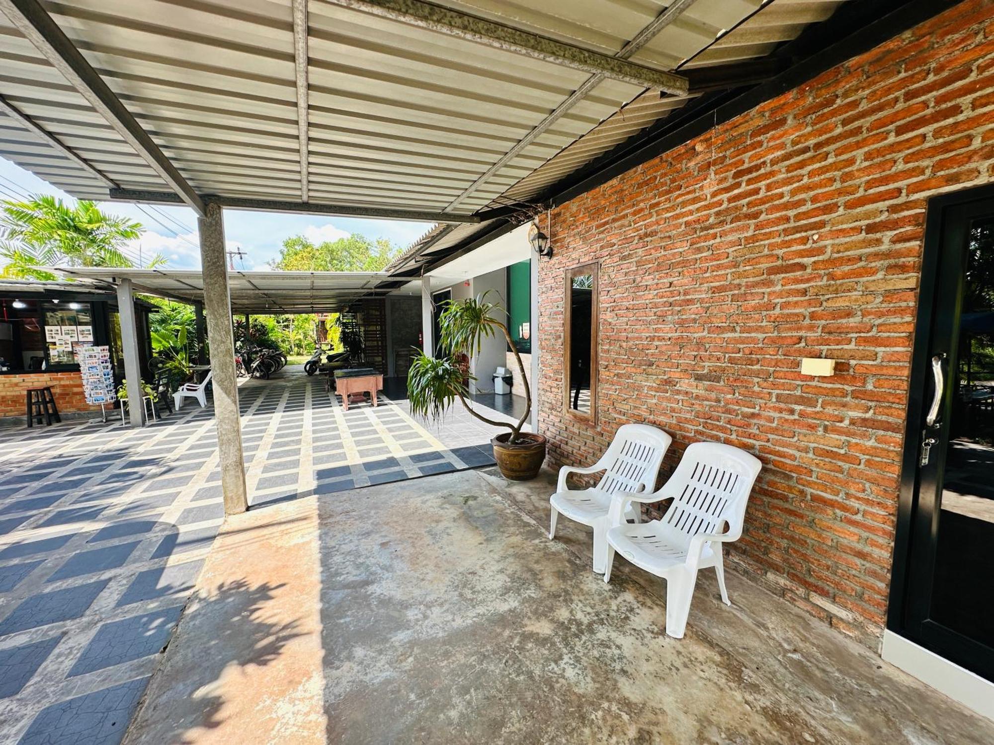 Koh Jum Hostel&Bungalow Exterior foto