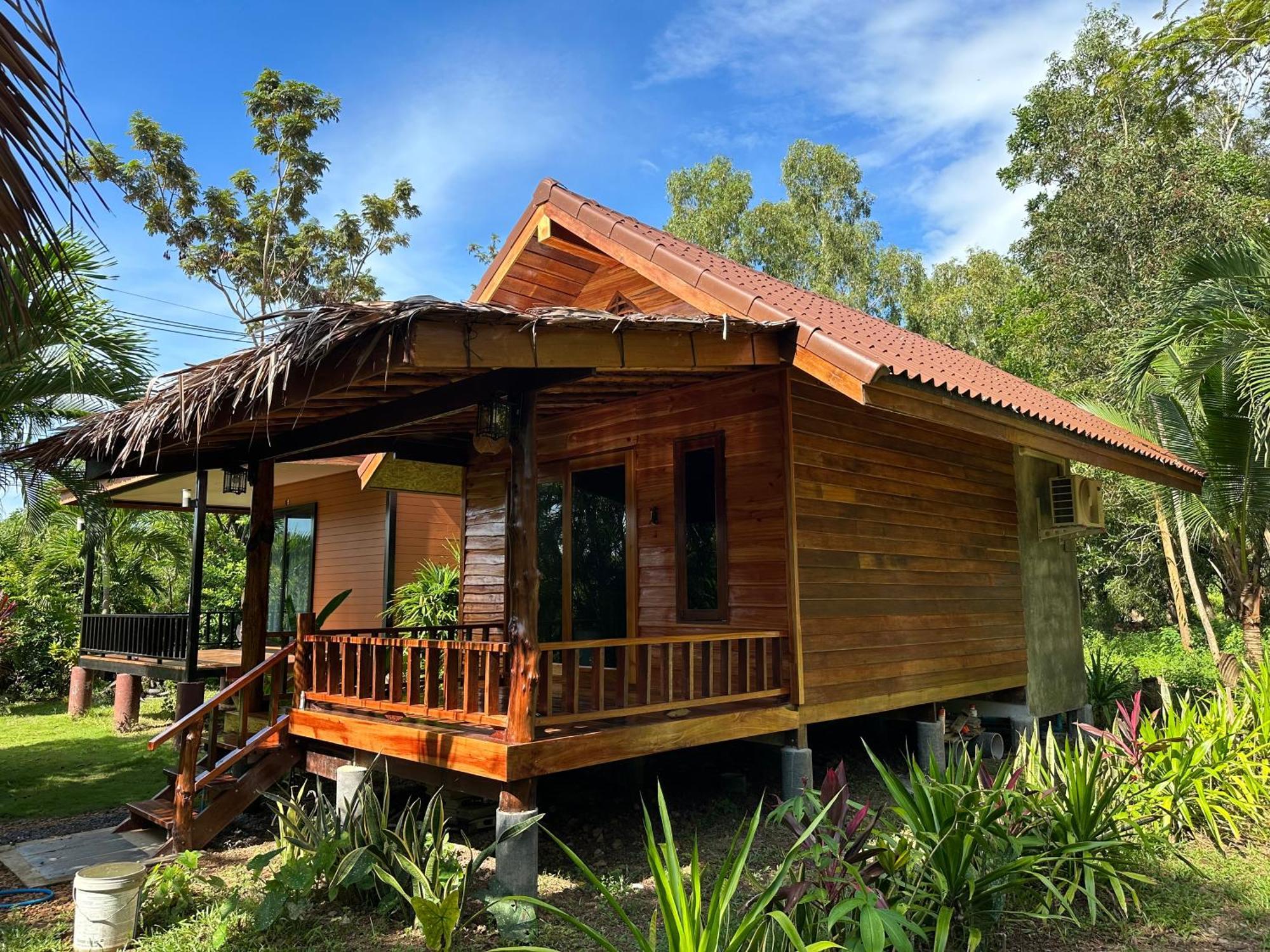 Koh Jum Hostel&Bungalow Exterior foto