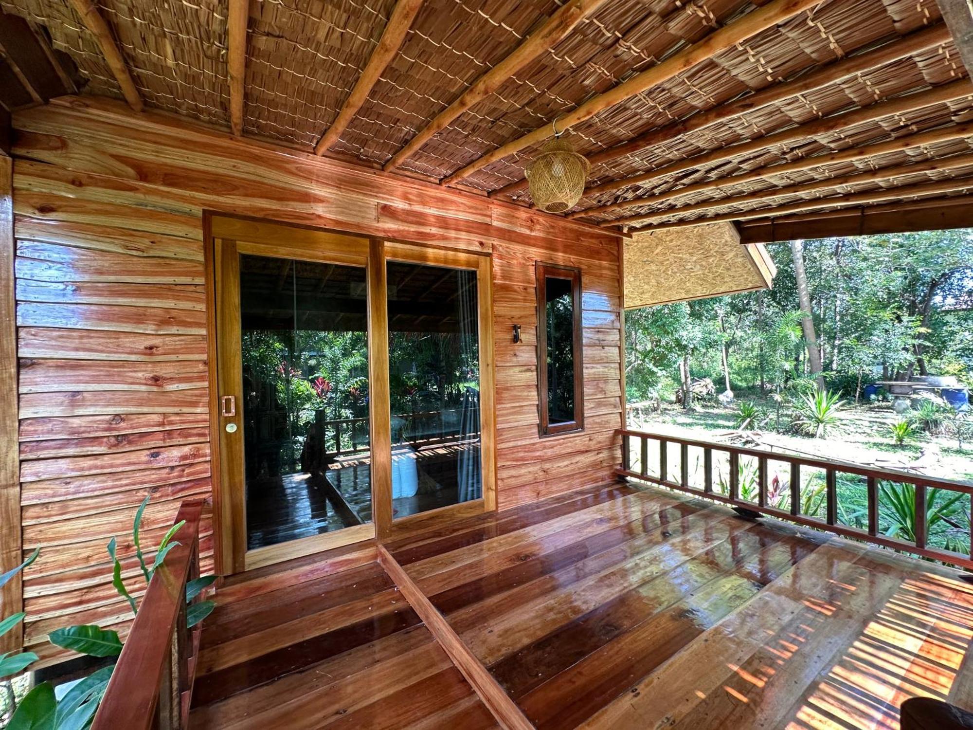 Koh Jum Hostel&Bungalow Exterior foto